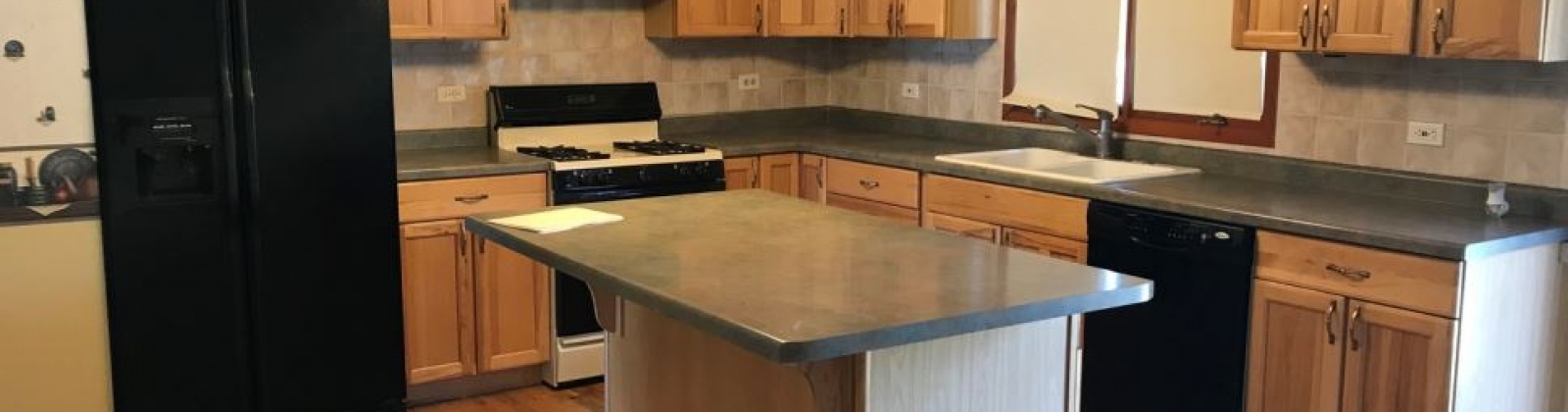 20818 Travers Avenue,CHICAGO HEIGHTS,Illinois 60411,5 Bedrooms Bedrooms,10 Rooms Rooms,2 BathroomsBathrooms,1-Story,20818 Travers Avenue,1001